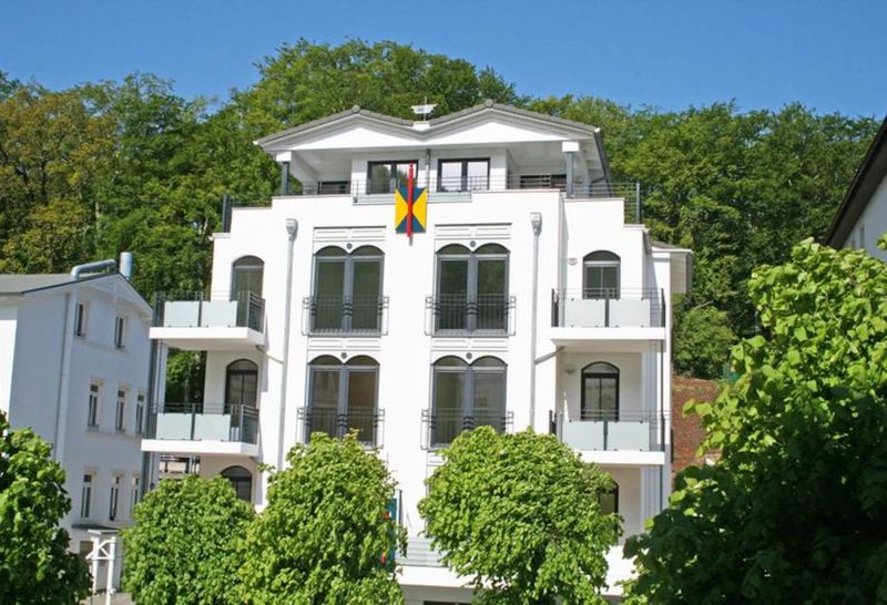 Die Villa Lena von der Wilhelmstraße aus gesehen